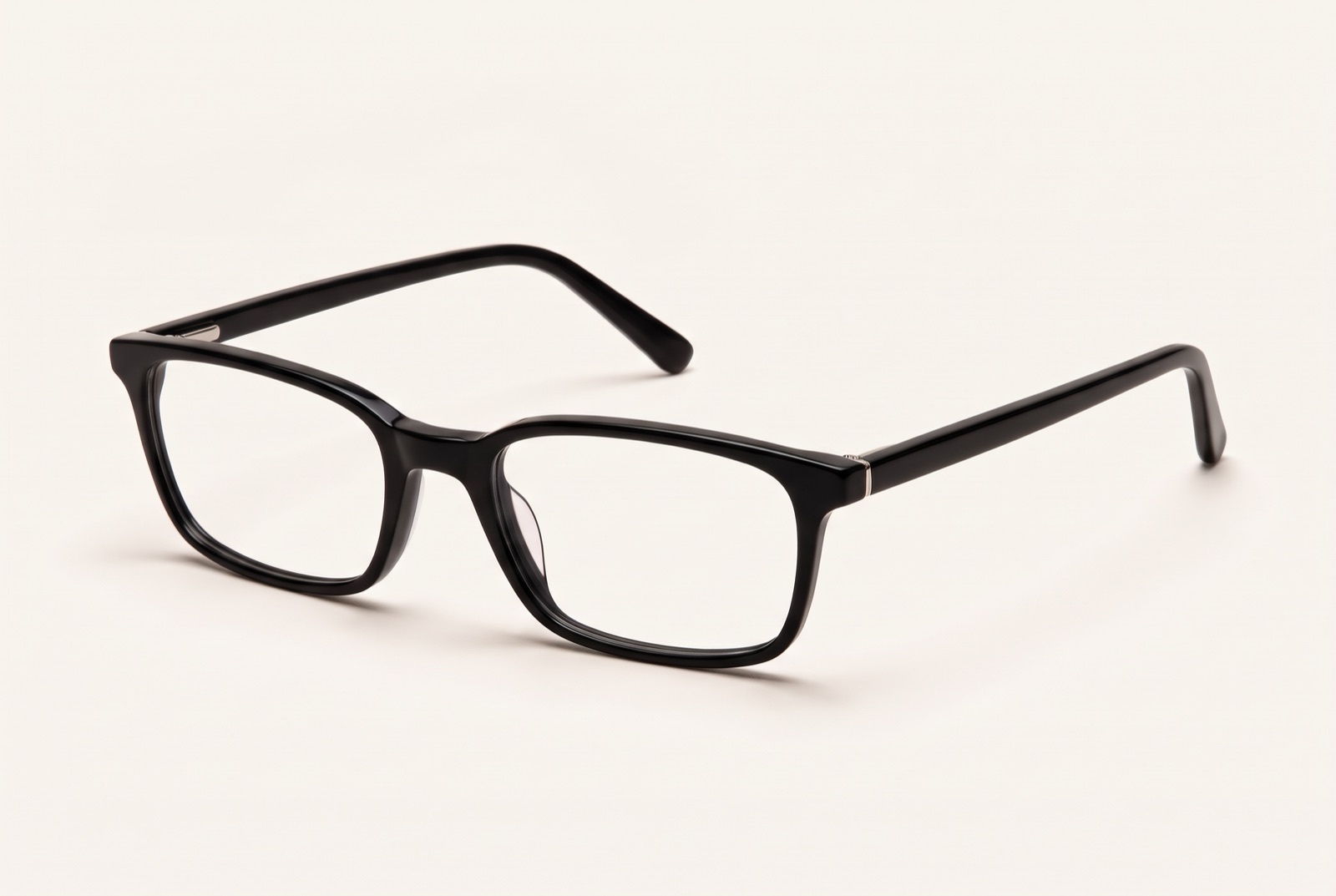 Juniper: black thin rectangle frame